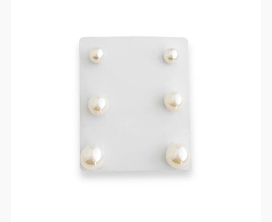 Pearl Stud Set